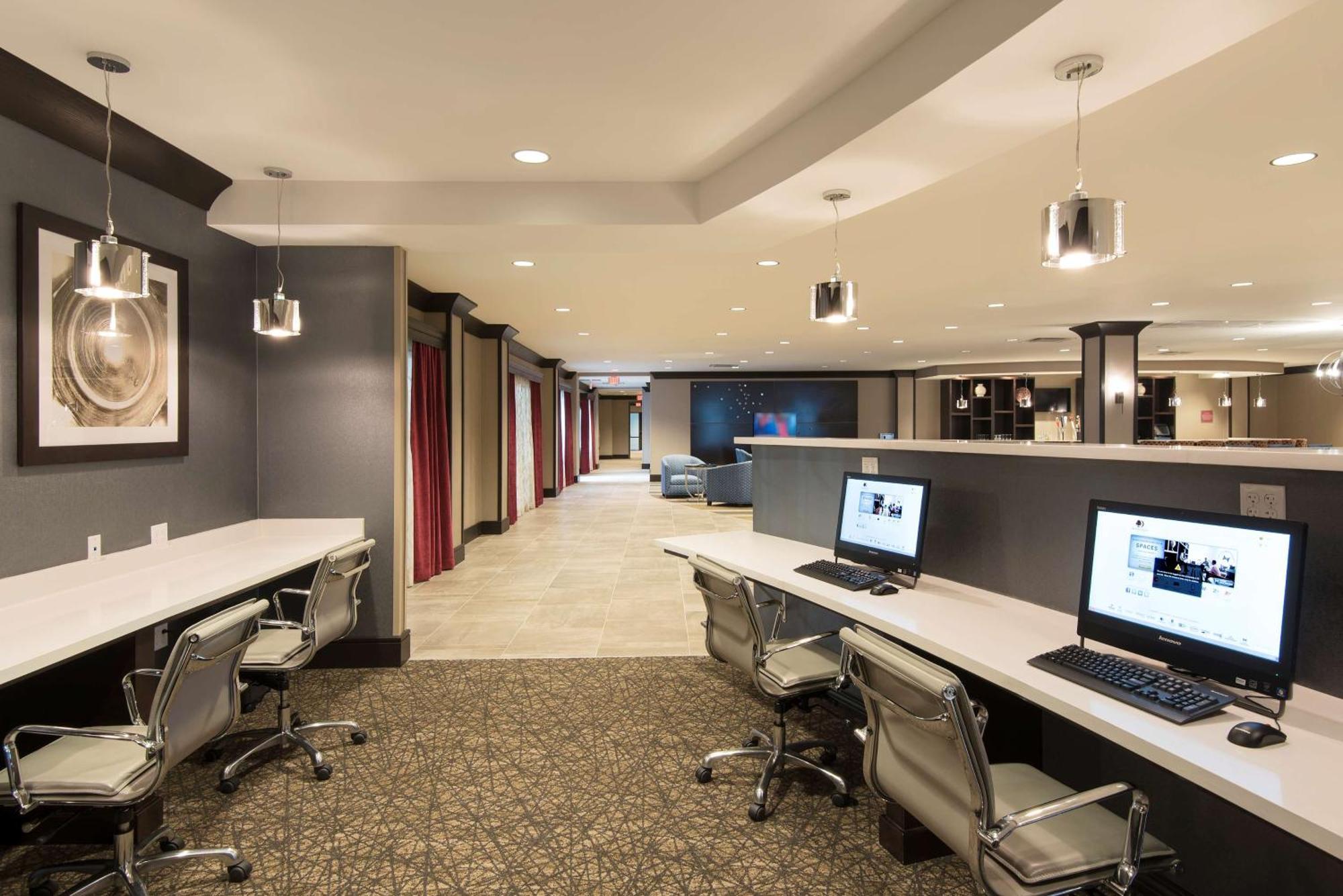 Doubletree By Hilton Schenectady Hotell Exteriör bild
